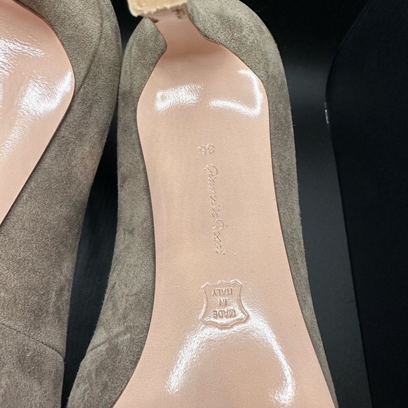 Gianvito Rossi Suede Bootie Size 36 Brownish/Gray Color - Picture 4 of 5